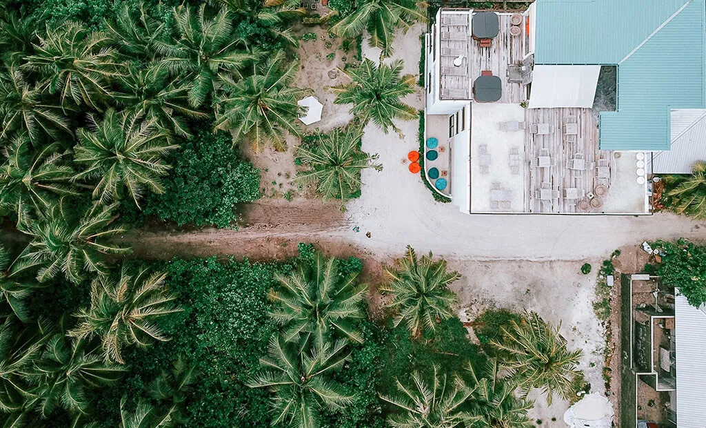 Bliss Dhigurah · Steps from the beach · boutique