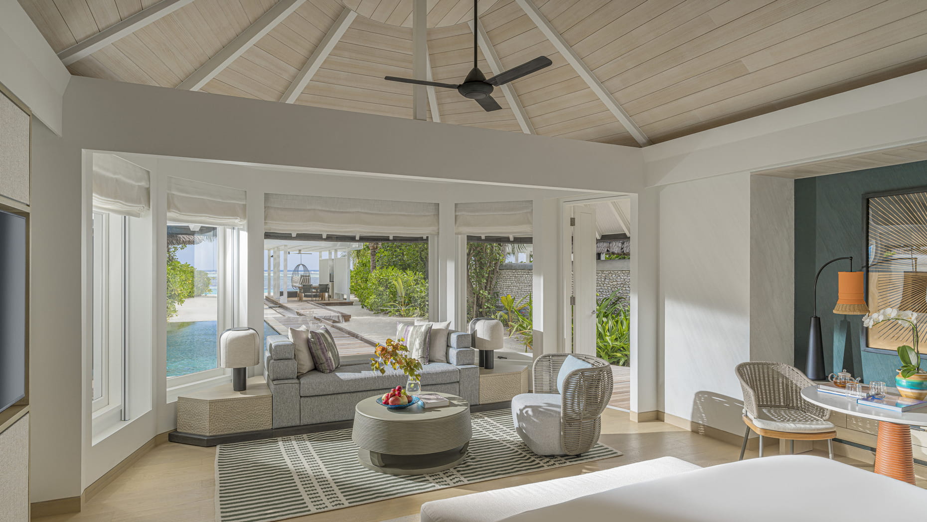 Sunset Family Beach Villa with Pool · Family · sunset beach
