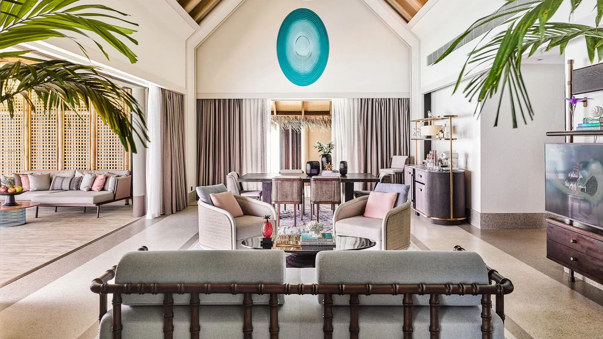 Three Bedroom Ocean Residence with Two Pools · Three bedrooms · 400 m² interior · 1 villa · two infinity pools